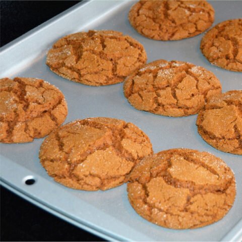 Mom’s Old-Fashioned Ginger Cookies